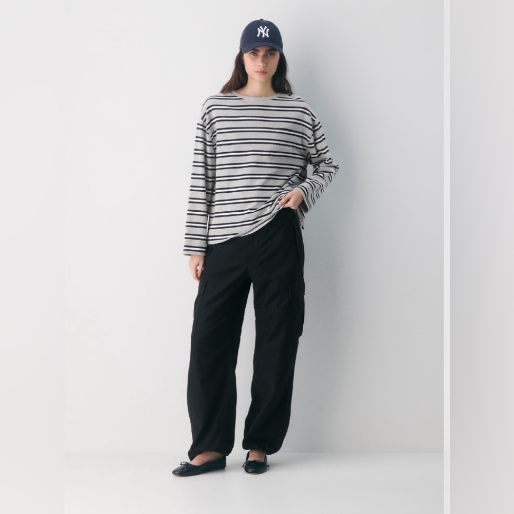 TNA Supply Cargo Pants in Black